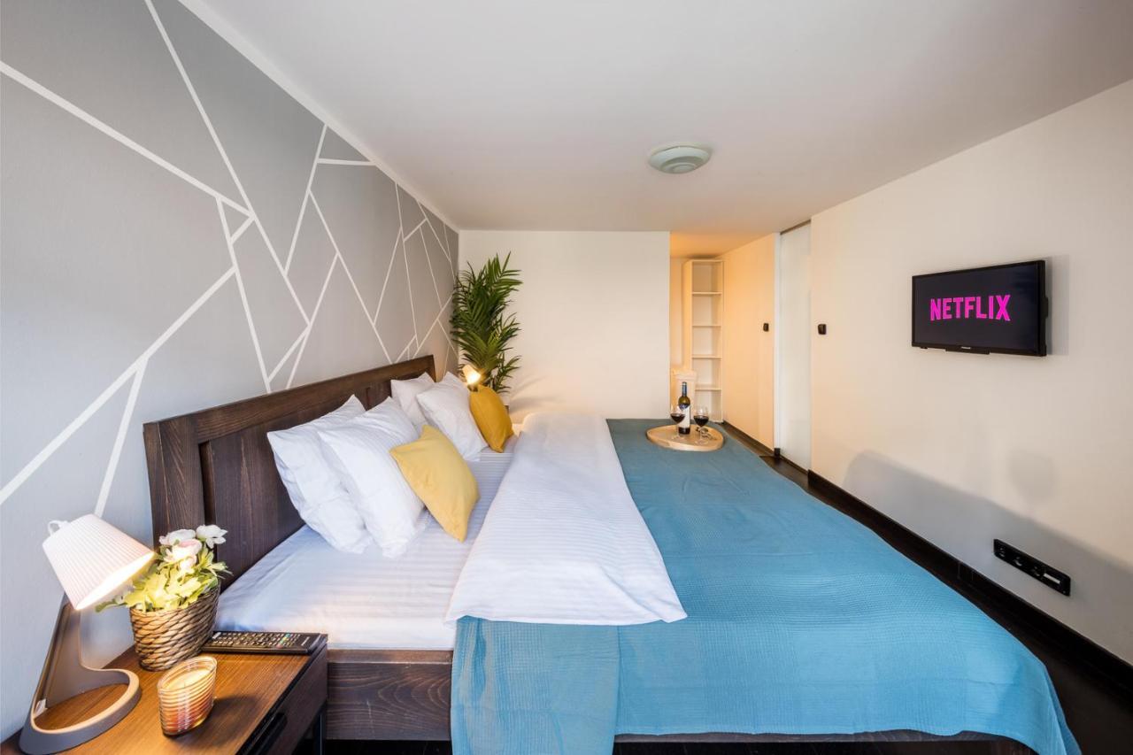Duplex With 3 Bedrooms Apartmán Praha