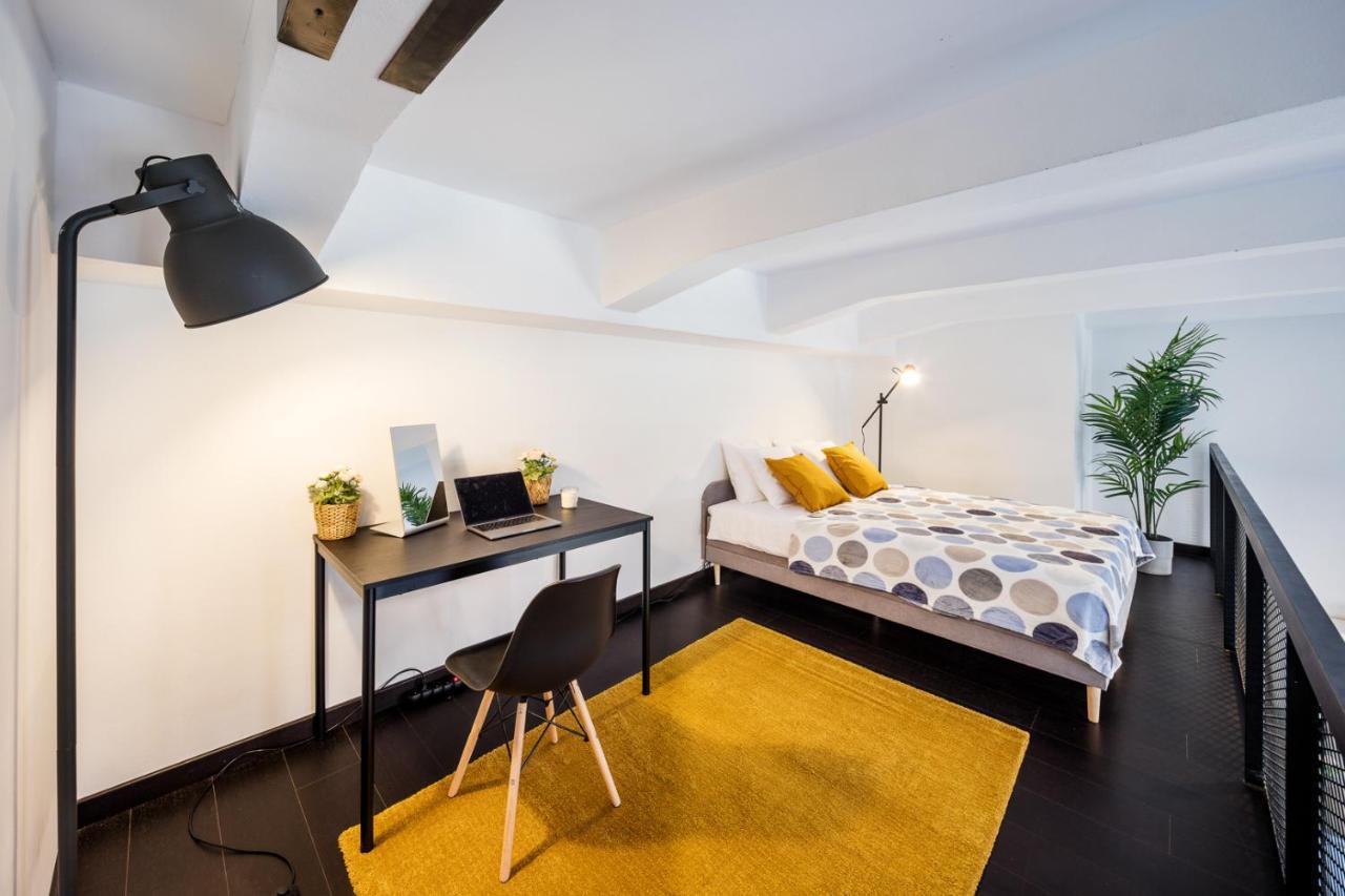 Apartmán Duplex With 3 Bedrooms Praha